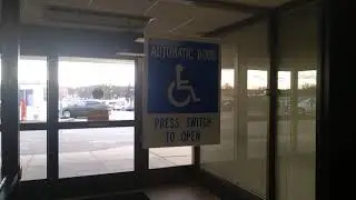 YOUTUBE FIRST! Ultra Rare 1990-2001 Besam Electra 150 swing door @ Fargo, ND, USA