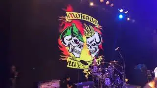Монгол Шуудан - Инстинкт агрессивности (Live)