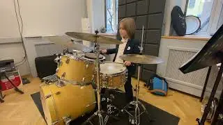 Артем Сухолейстер ,Спб, 1 класс , 8 лет.