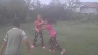 Kız dövüşü