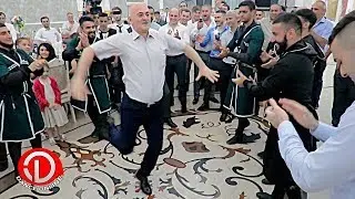 Dayi Reqqasların əhatəsində neyi var oynadi 💪