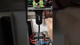 Una domenica mattina qualsiasi... 74 ampere 3,5kW di fotovoltaico fai da te 💪🏻