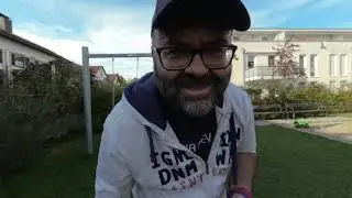 [Панорамное видео] Иланочка катается на качелях