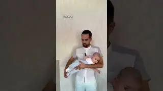 Tiger on a Branch Position // How to Properly Carry Your Baby in This Position