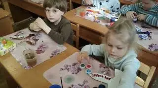Весну поджидали и птиц рисовали!