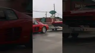 Richard Rawlings hauling a Ferrari Testarossa with another #FerrariTestarossa 😨