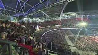 Crowd reaction to Bryan Danielson winning the AEW world championship #aew