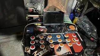 7 INCHES TV / MONITOR