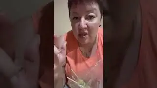 Пробую крокодила в Тайланде 