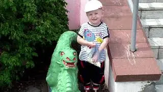 АРСЕНИЙ В ЗООПАРКЕ!