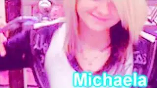 Michaela // Bottoms Up