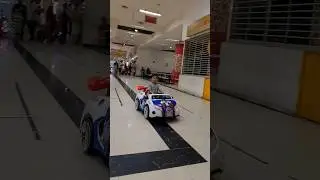 ngebut di dalam mall!!??? 😱😱😱