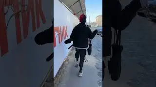 ВИКА БЕЖИТ НА ПАРУ. #frends #youtuber #кринжуля #кринж #смех