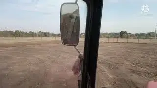 Дискую поле под газон. Все поля в мусоре.