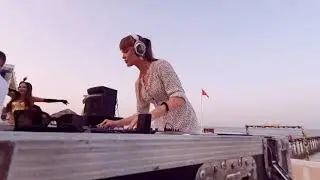 DJ MaryJane with violinmen Ihor.
