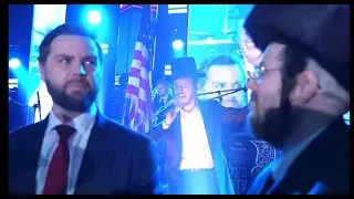 JD Vance serenaded by Orthodox Jews (Whitney Houston/Mariah Carey cover)