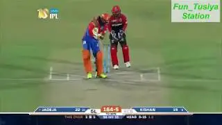 FUNNY OUT!!!! CRICKET FUNNY MOMENTS!!!!
