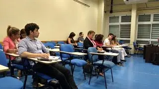 Curso de Fotografía Básica en la UCP - Prof Héctor Ramírez