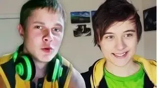 Игра со своим братом !!!