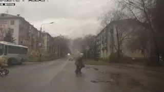 Наши пешеходы: не трамвай -объедет!