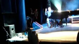 Charly Garcia - Nos siguen pegando abajo - Guadalajara
