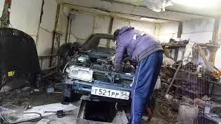 I'm marking time, I got stuck with a ten, A classic car, eternal, bought it, can't sell it...