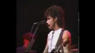 Hall & Oates - Did It In A Minute (Live, 1982)