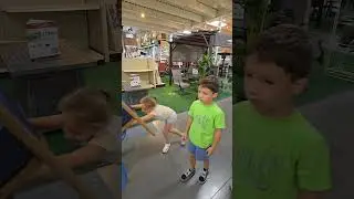 Ох уж эти СКИДКИ ПО АМЕРИКАНСКИ #shorts