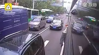 After bus driver refuses to open door, elderly man jumps out window into traffic