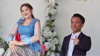 mu koom​ tu​s phooj ywg rooj tshoob