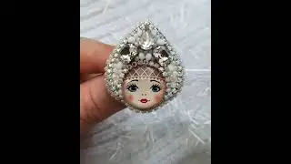 Брошь матрёшка-снегурочка brooch