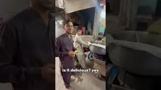 MULTAN 🇵🇰 Street food in old city of Multan, Pakistan.  #multan #multani #multanpakistan #bsaha