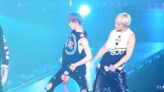 Mark GOT7 sexy moments p3