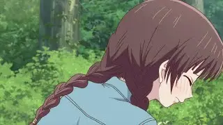 Куда он ей залез!?