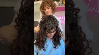 SHOULD YOU TRY THIS VIRAL BRUSH TWIST STYLING HACK ON CURLY HAIR? 😮