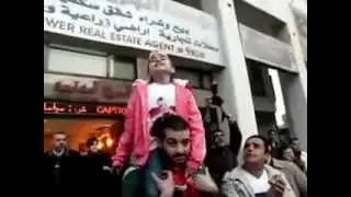 +18 Beheading of young Syrian Child by Al-Assad Soldiers !!