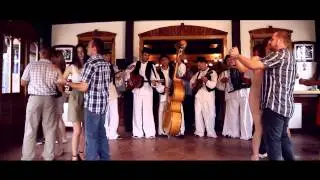 MIKA & MOZAIK - DIGNIMO ČAŠE (OFFICIAL VIDEO)