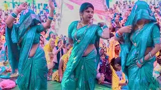 #viral_gazal यारी में मेरी भई बर्बादी कुछ ले बैठीं एक सहजादी हथियारों के केस लगाए Terending सॉन्ग 