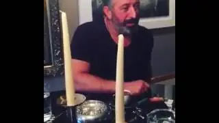 Cem Yılmaz ve oğlu Kemal Yılmaz'dan kısa film 