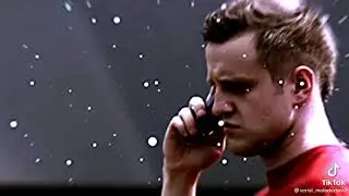 Бакин поднялся