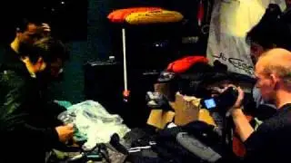 Пилим ножичком гидрокостюм JB ESCLAPEZ (Франция) в Москве.