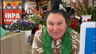 Сегодня был насыщенный день. Получали много товара. Привоз. Одесса