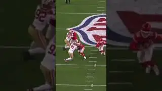 Arik Armstead Takes Down Mahomes! 