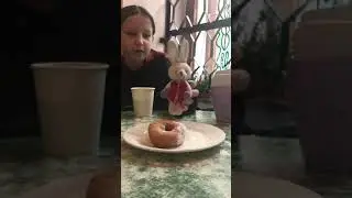 Приключения зайца в Санкт-Петербурге! 