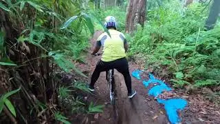 FUN BIKE ditengah hutan!!!!!!!!!! Seng penting mancal!!!!