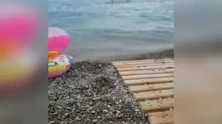 Море не ставит на паузу свою работу...Юлия Гефнидер.Ялта 2020