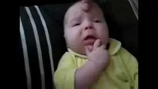 Папы только издеваться над ребенком могут))