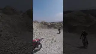 Эндуро полет со стенки #extreme #motorcycle #fire #dirtbike #lifestyle #bikelife #liketime #enduro