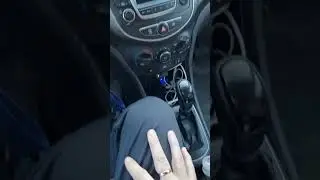 HOW TO SET THE CLOCK ON A HYUNDAI SALARIS. At a subscriber's request😉