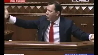 Ляшко про машини, охоронців і платиновий купол Яценюка